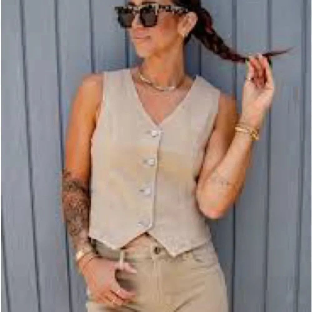 Rafaella Beige Button-Up Linen Vest
